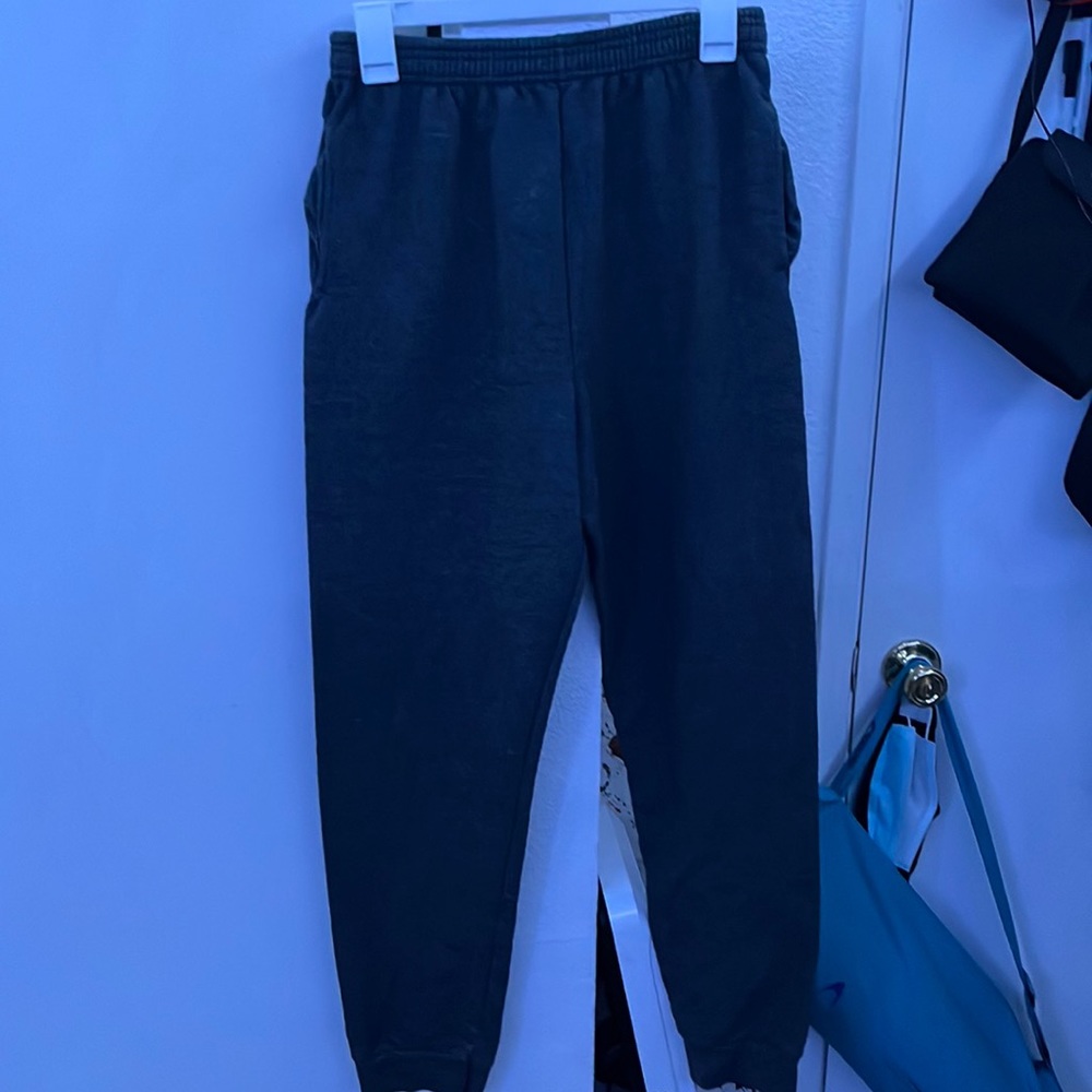 Hanes sweat pants.
